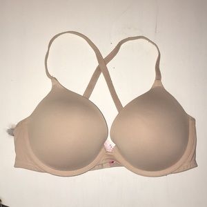 Victoria’s Secret Pink bra